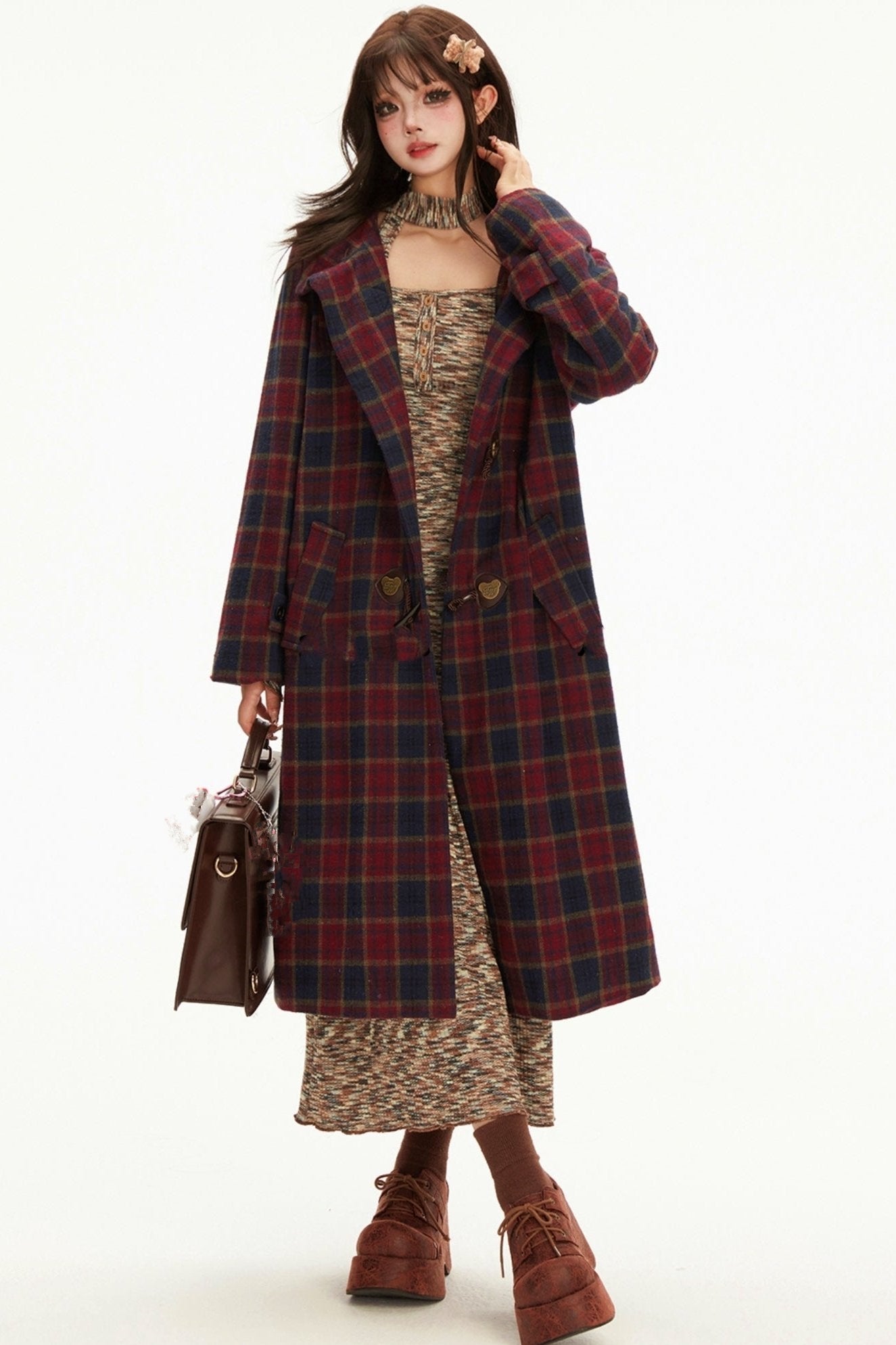 British style tweed horn buckle coat