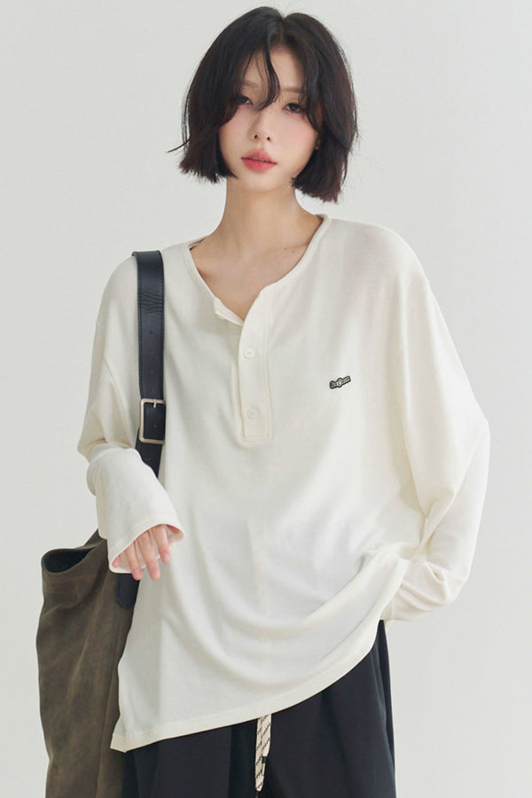 ルーズフィットボタンアップカラートップ