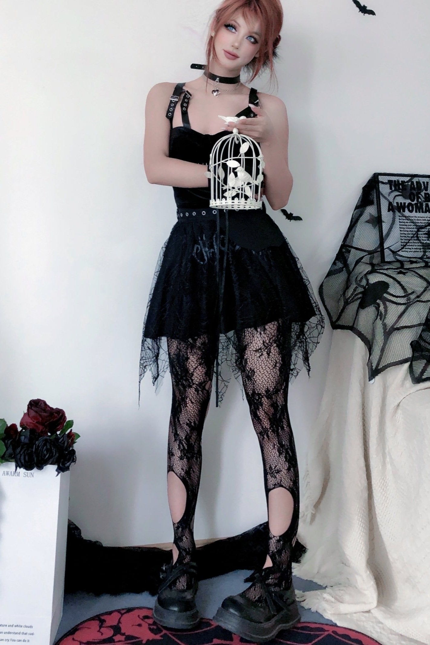 Dark Vintage Ripped Mesh Leggings