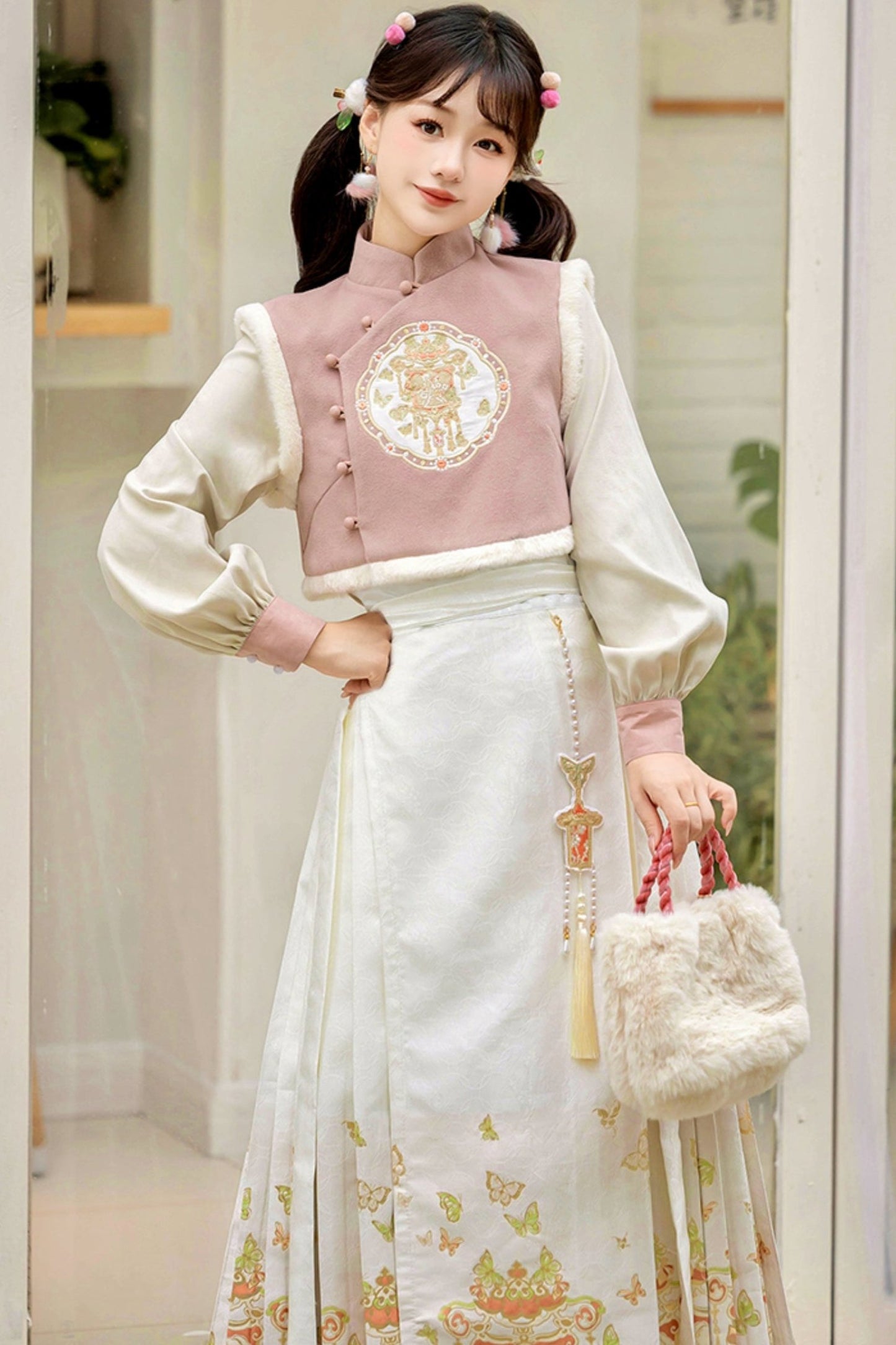 Sweet Chinese Tops+Vest+Horse Skirt