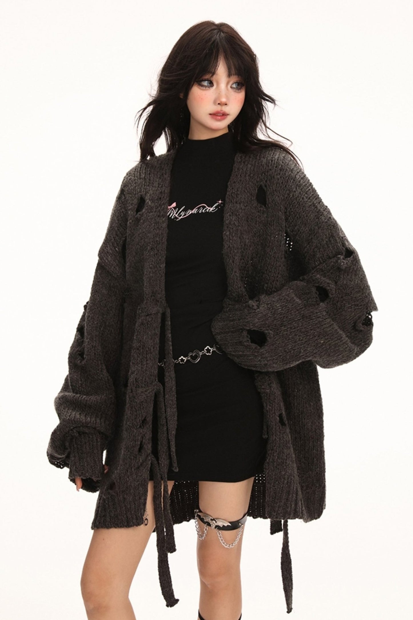 Irregular cut Outrise knit cardigan