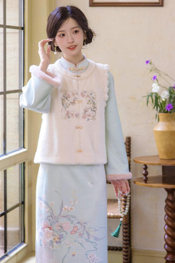 Plush Round Neck Chinese-Style Set