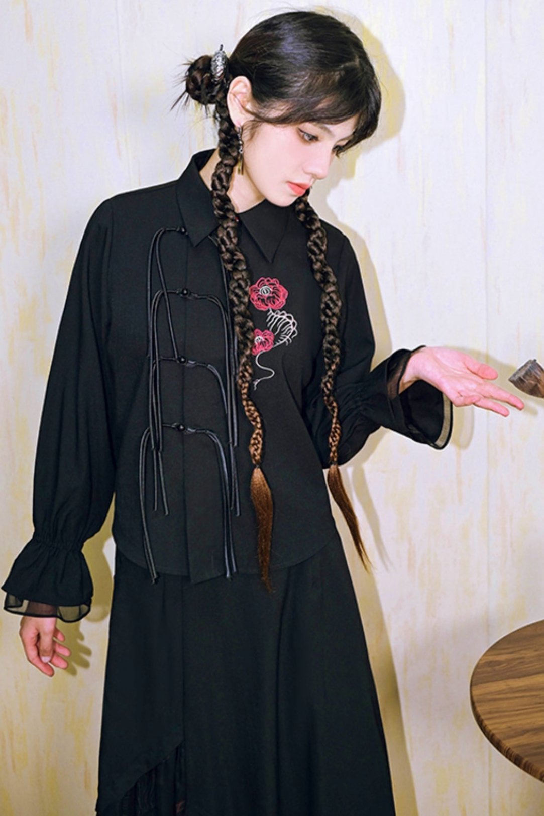 Chinese Style Style Embroy Dalley Rinz shirt