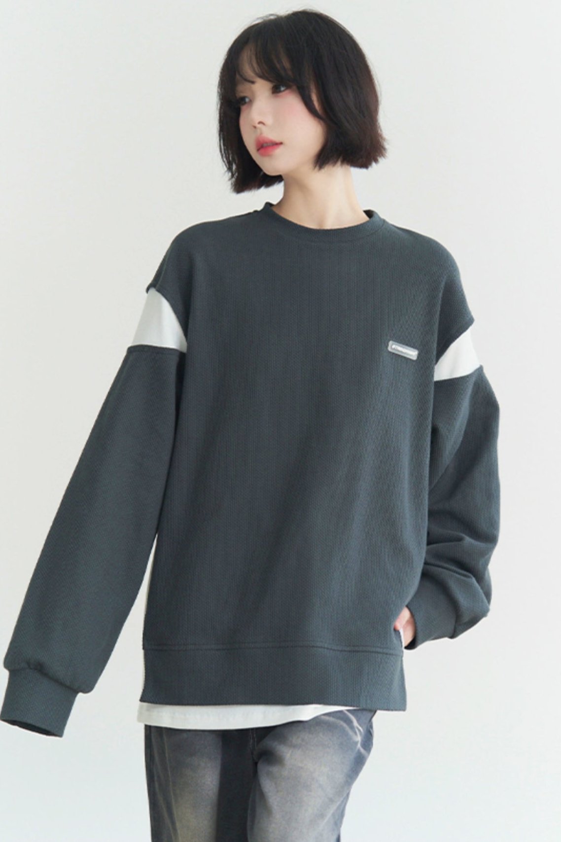 Gravity stitching loose fit sweatshirt