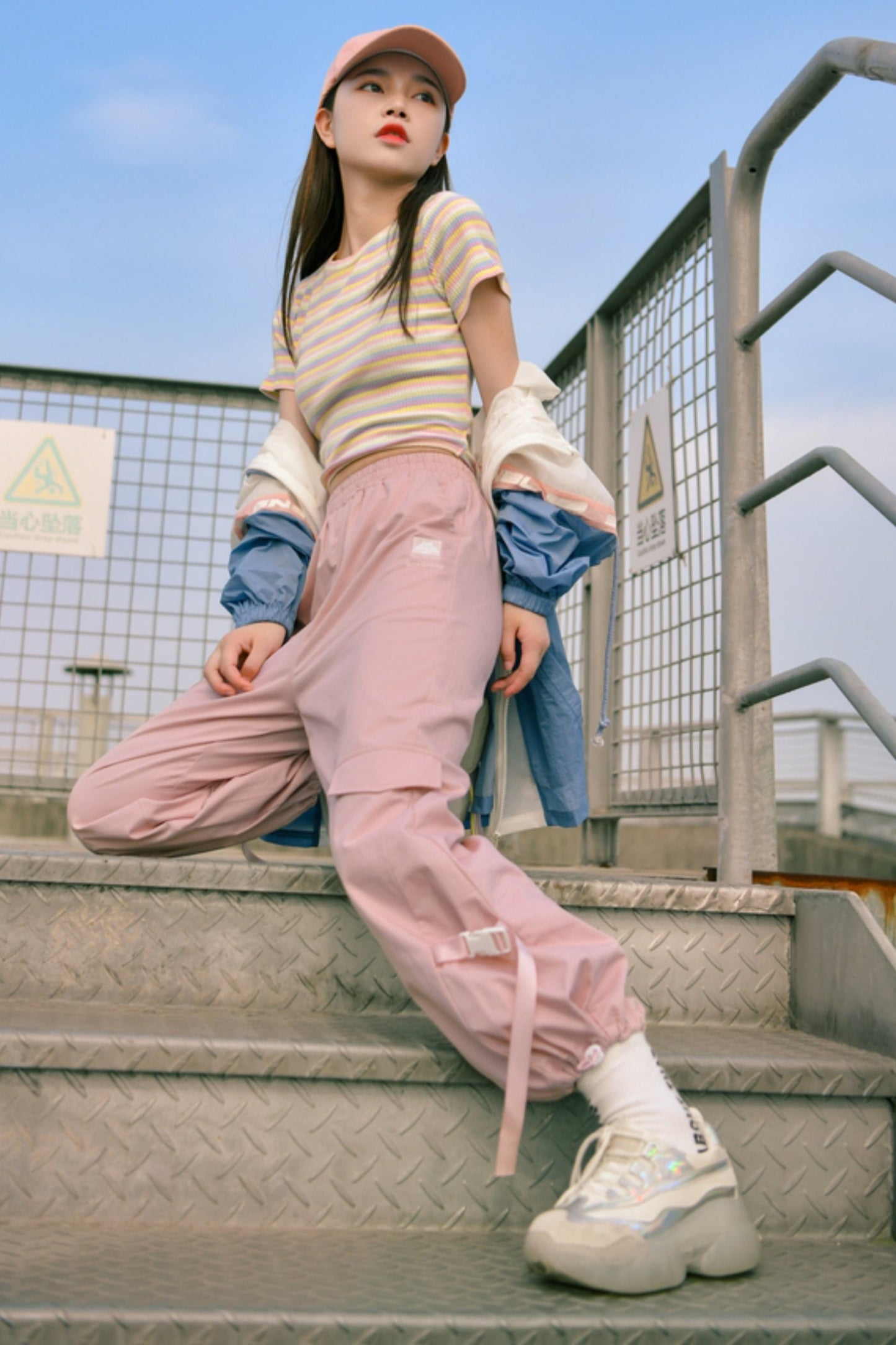 Versatile Pink Cropped Pants