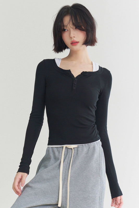 Tight fit roll neck T -shirt