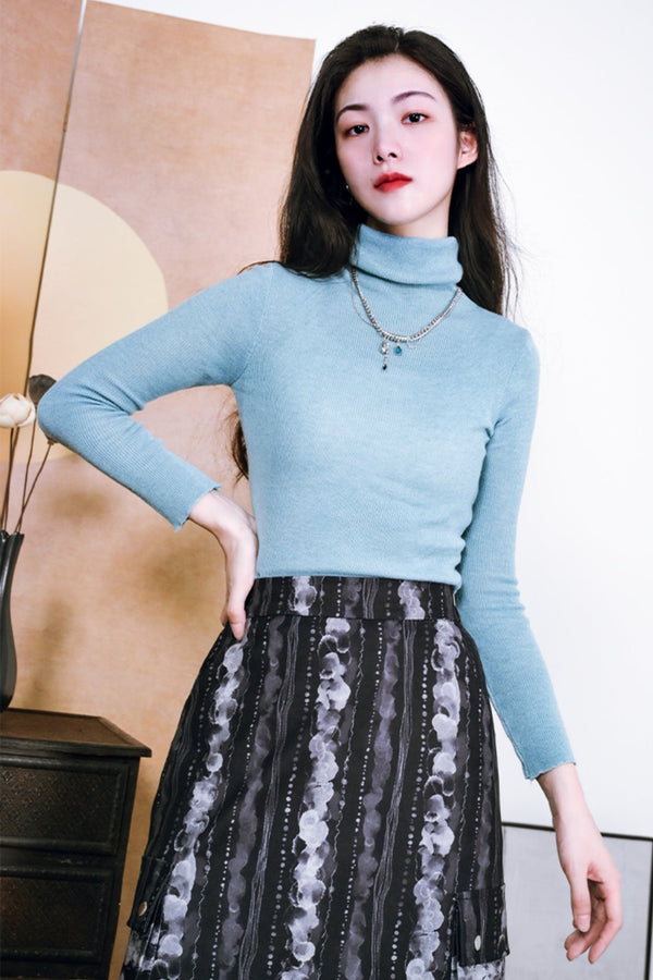 ハイネックブラックスリムロングスリーブシャツ