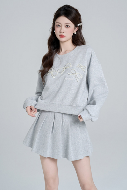 Round neck pullover sweat skirt set