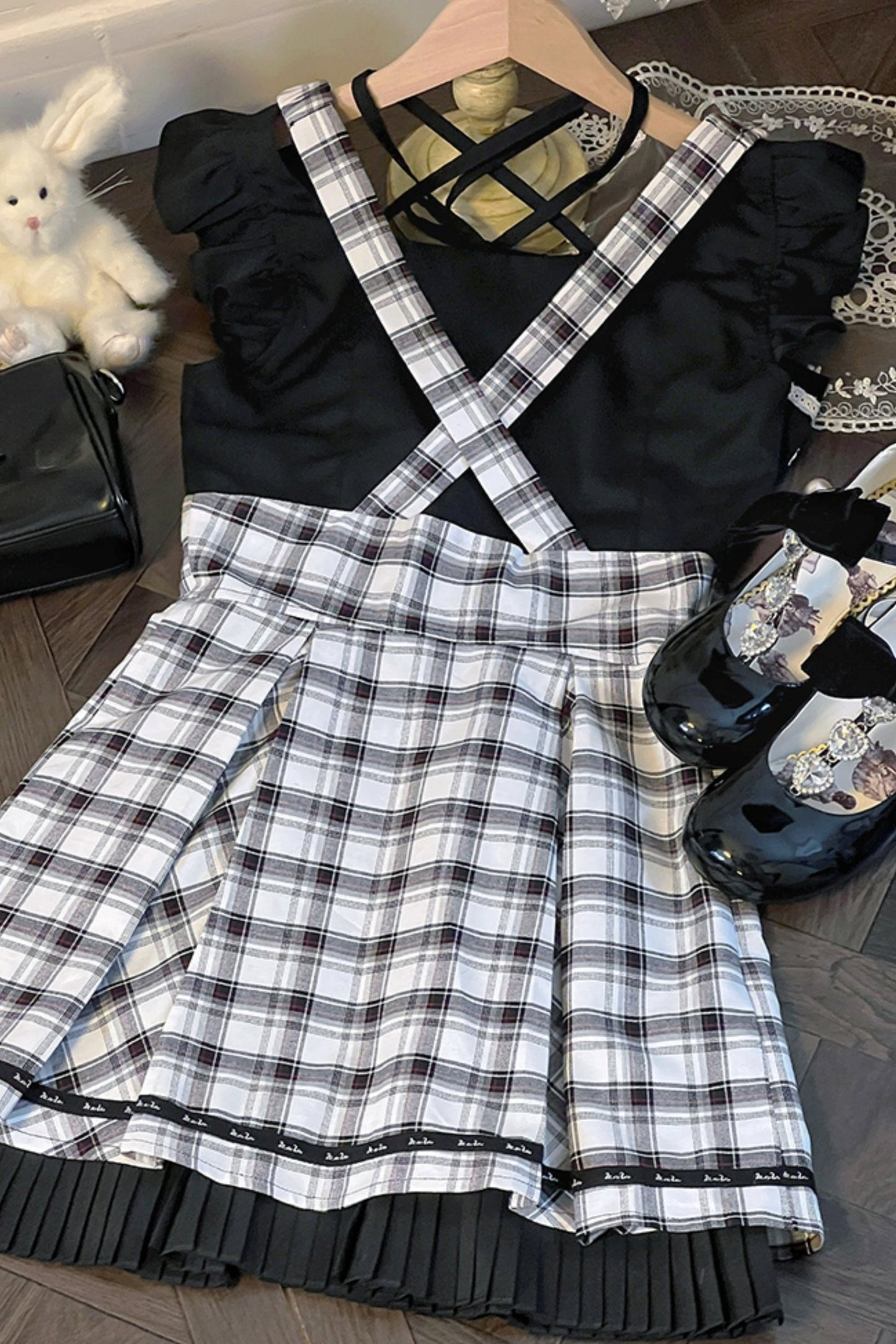 Plaid Vest Black Skirt Set-Up