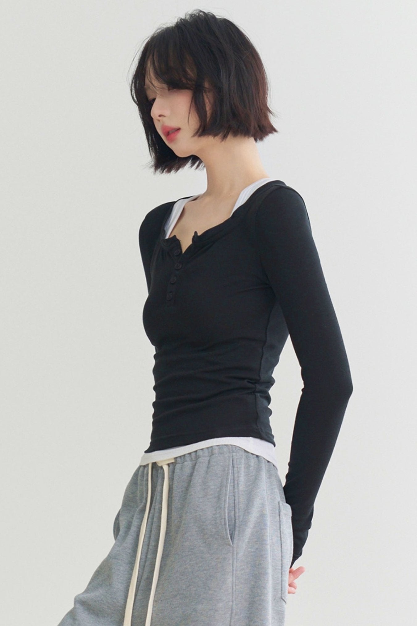 Tight fit roll neck T -shirt