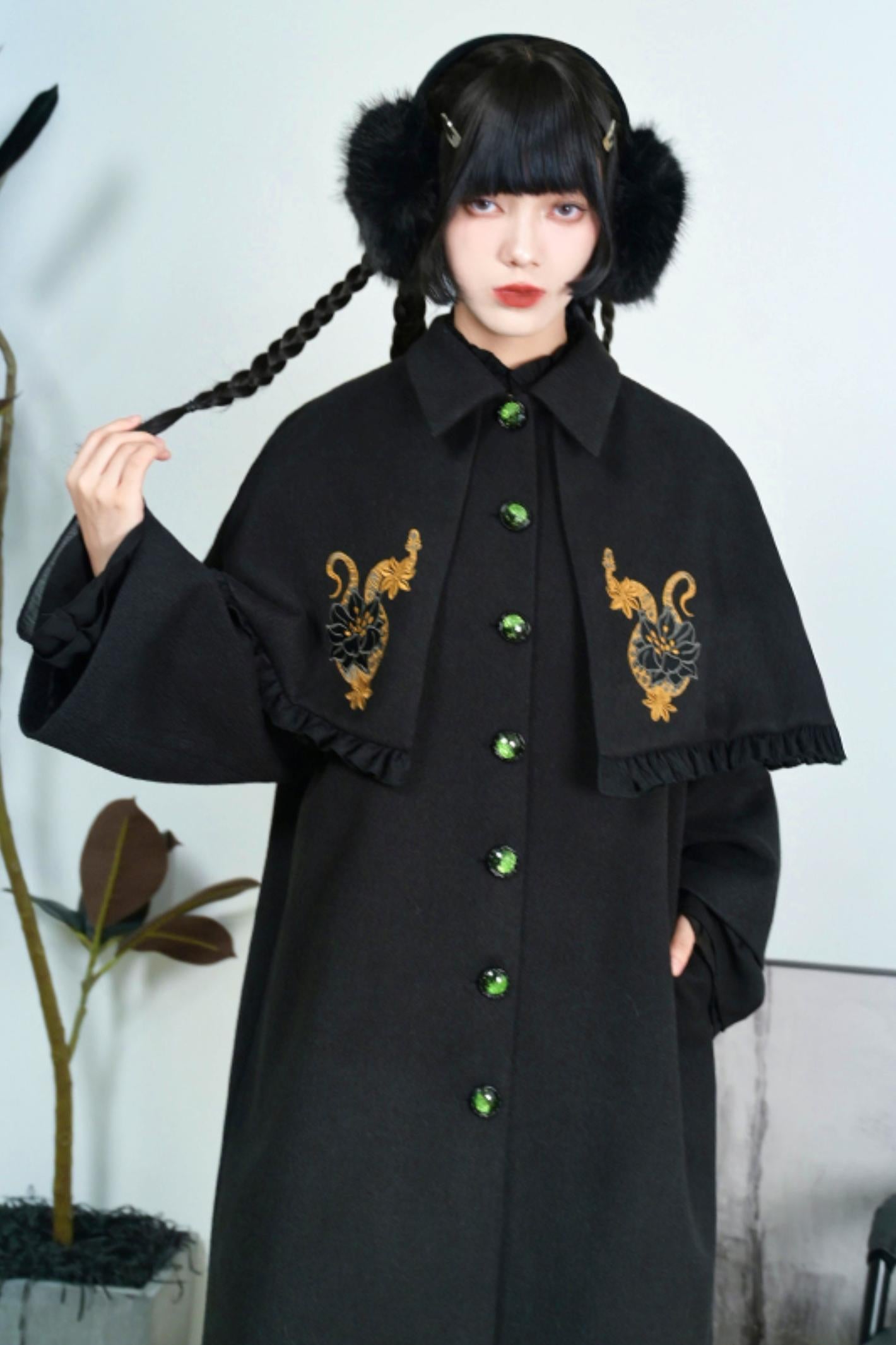 Black Snake Pattern Cape Coat Set