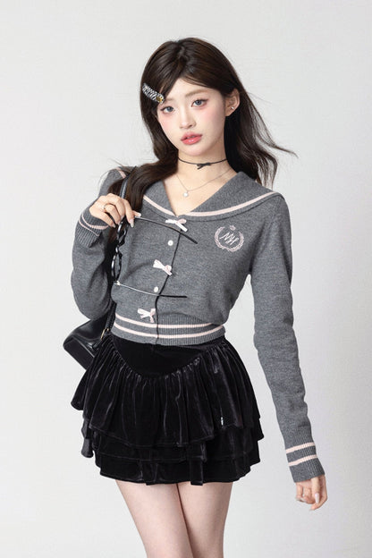 Long Sleeve Name Bee Color Knit Top