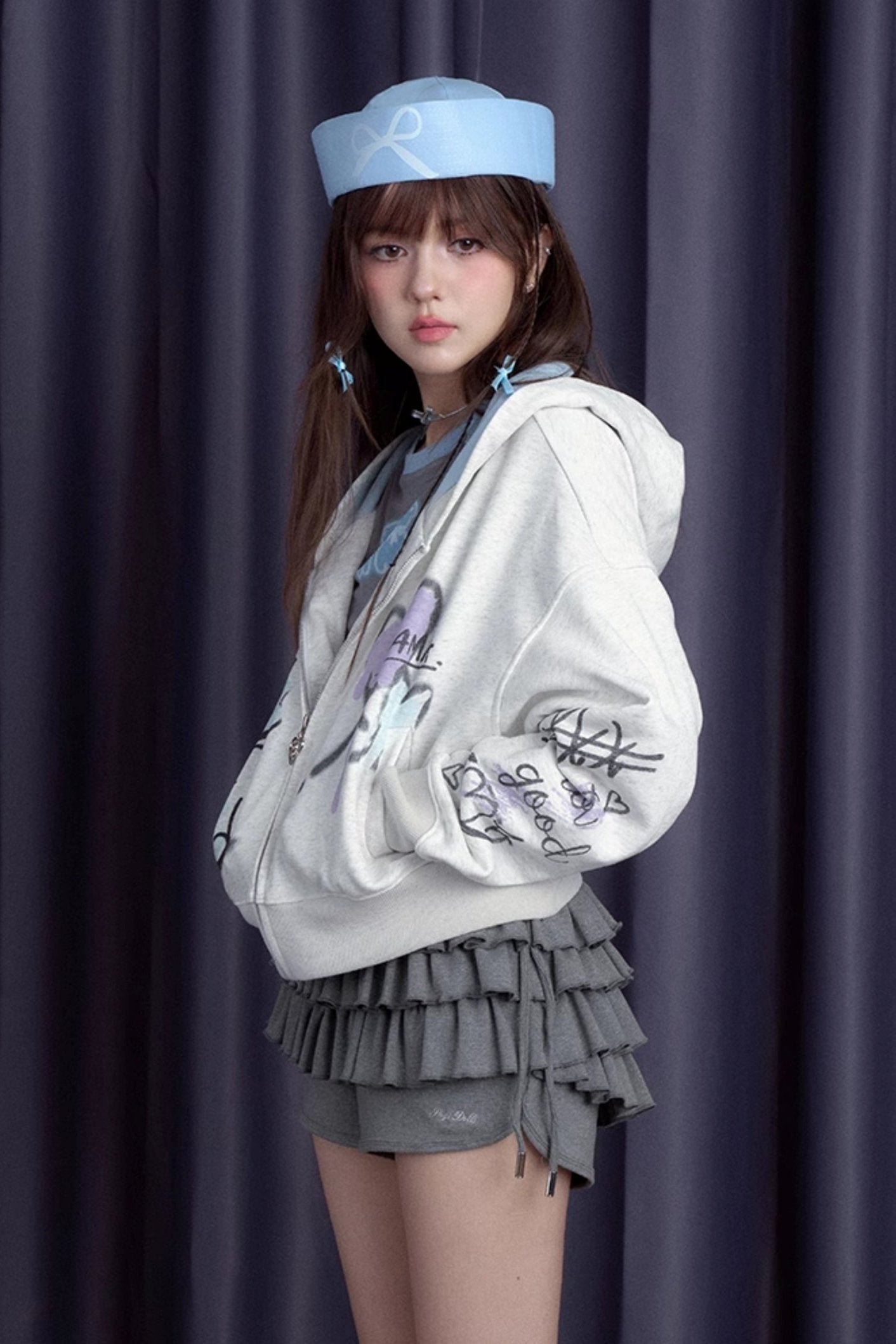 品多く グレーブルーパープルグラフィティプリントスウェット Belchic – トップス