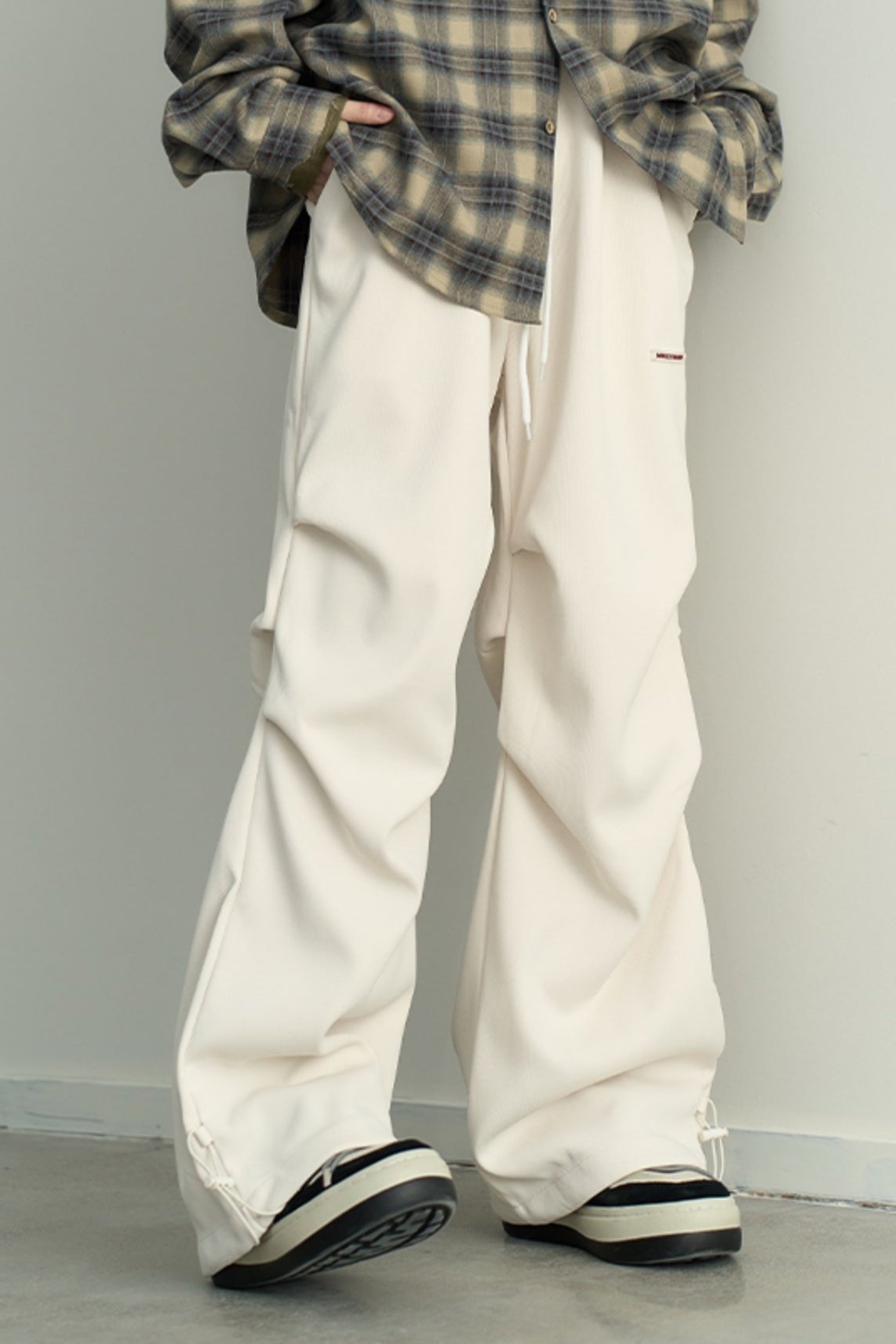 Pleated Drape Loose Straight Pants