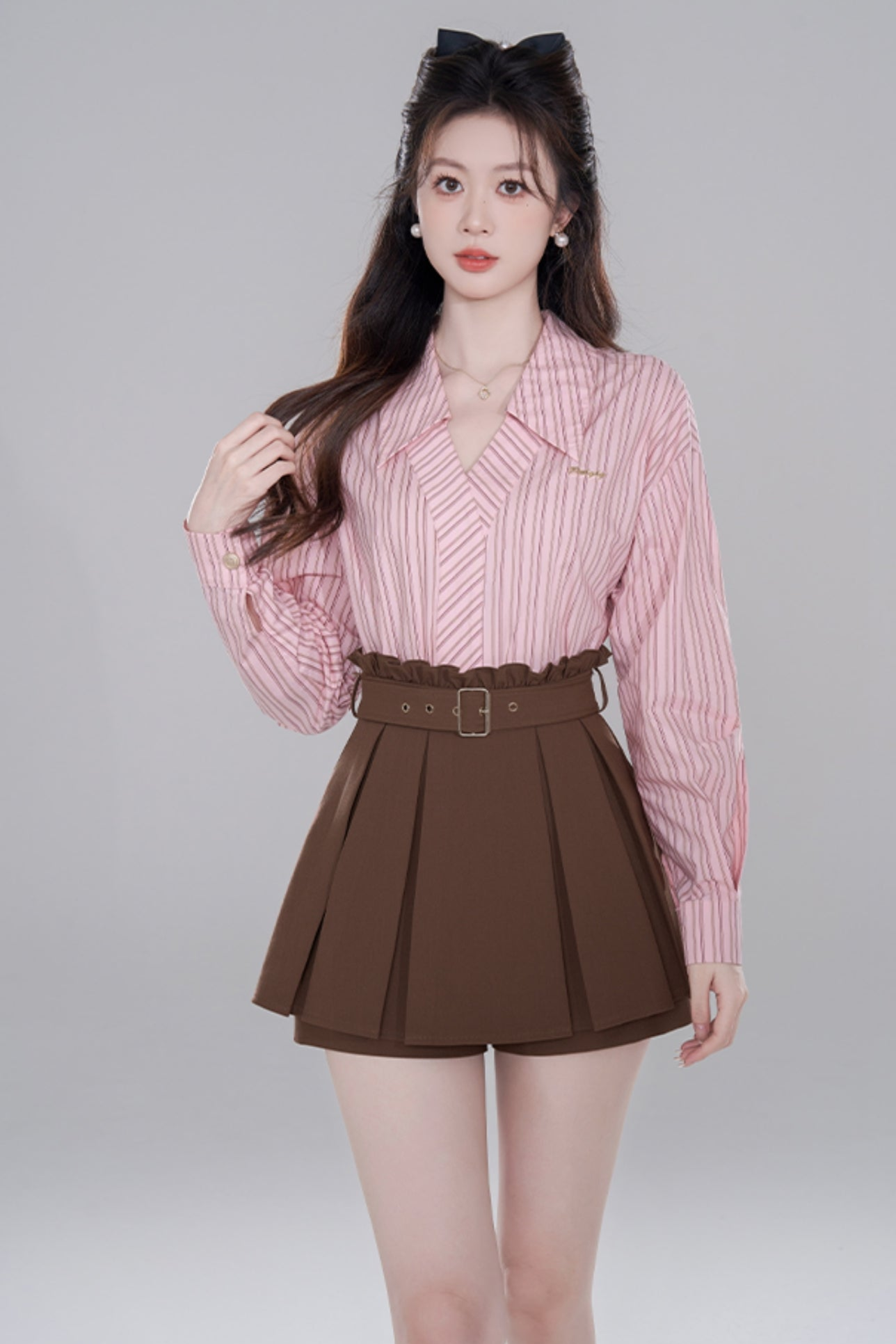 Pink stripe neck long sleeve shirt set