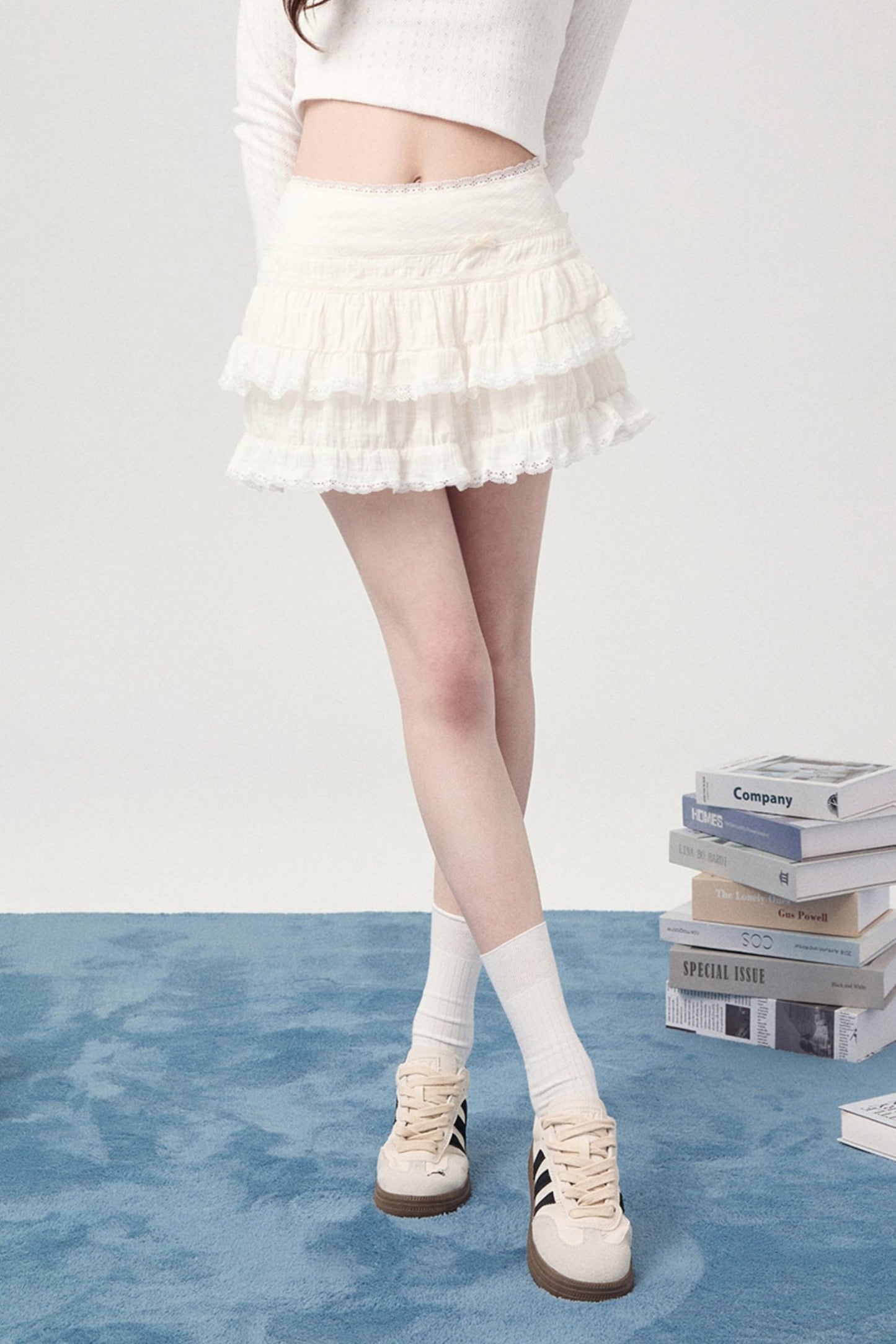 Double layer Puffy white skirt