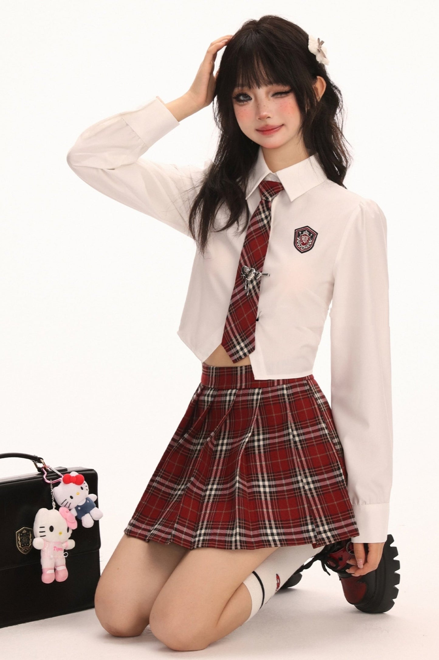 College style shirt skirt setup