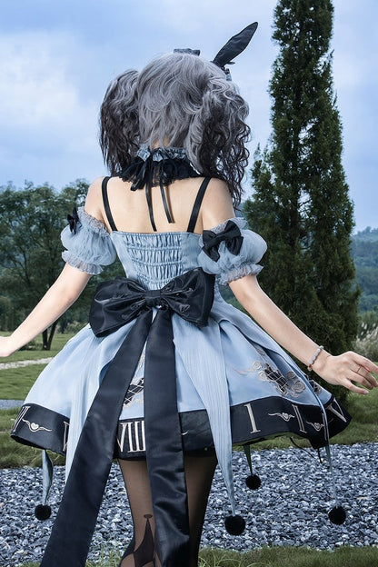 [Reservierungsschluss 10. Juli] Blau-schwarzes Alice-Gothic-Lolita-Komplettset mit Hasenohren-Haarreif und Kleid