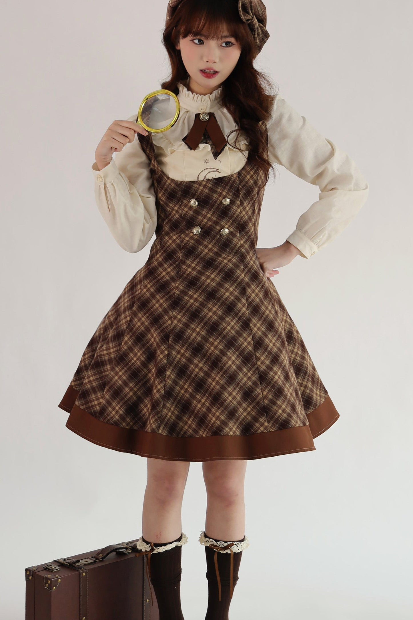[Reservation Deadline February 3rd] Vintage Detective Series Lapel Cape + Suspender Dress + Ribbon Brooch