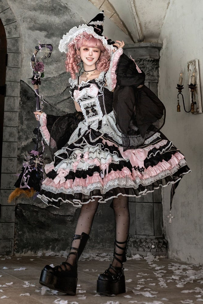 [Date limite de précommande : 14 septembre] Ensemble complet Gothic Black Pink Witch : robe JSK à croix + grande traîne à nœud + cape à capuche + manches amovibles + chapeau de sorcière + manches extérieures