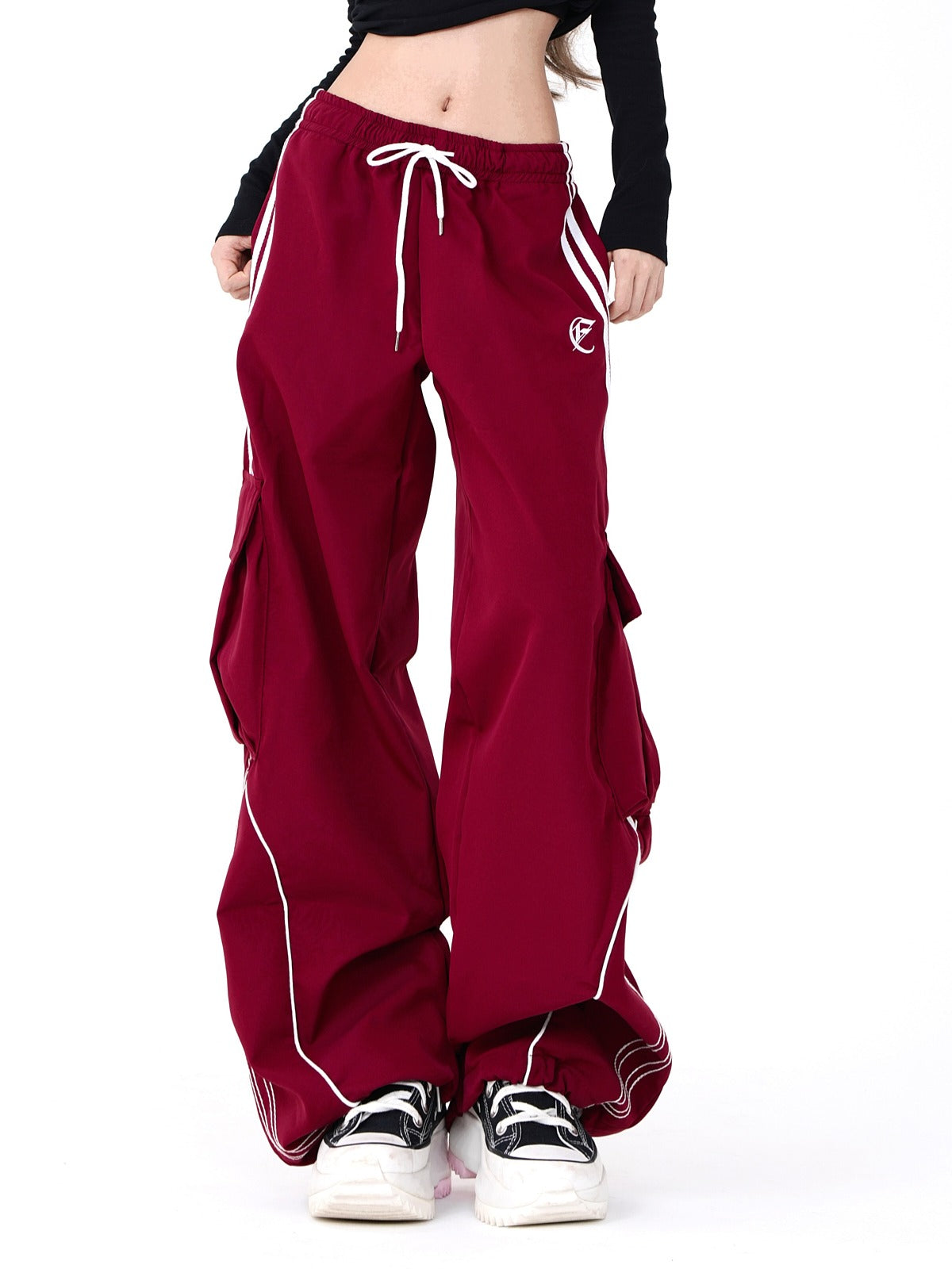 7-Pocket Yoga Waist Cargo Jogger | Scrubs & Beyond