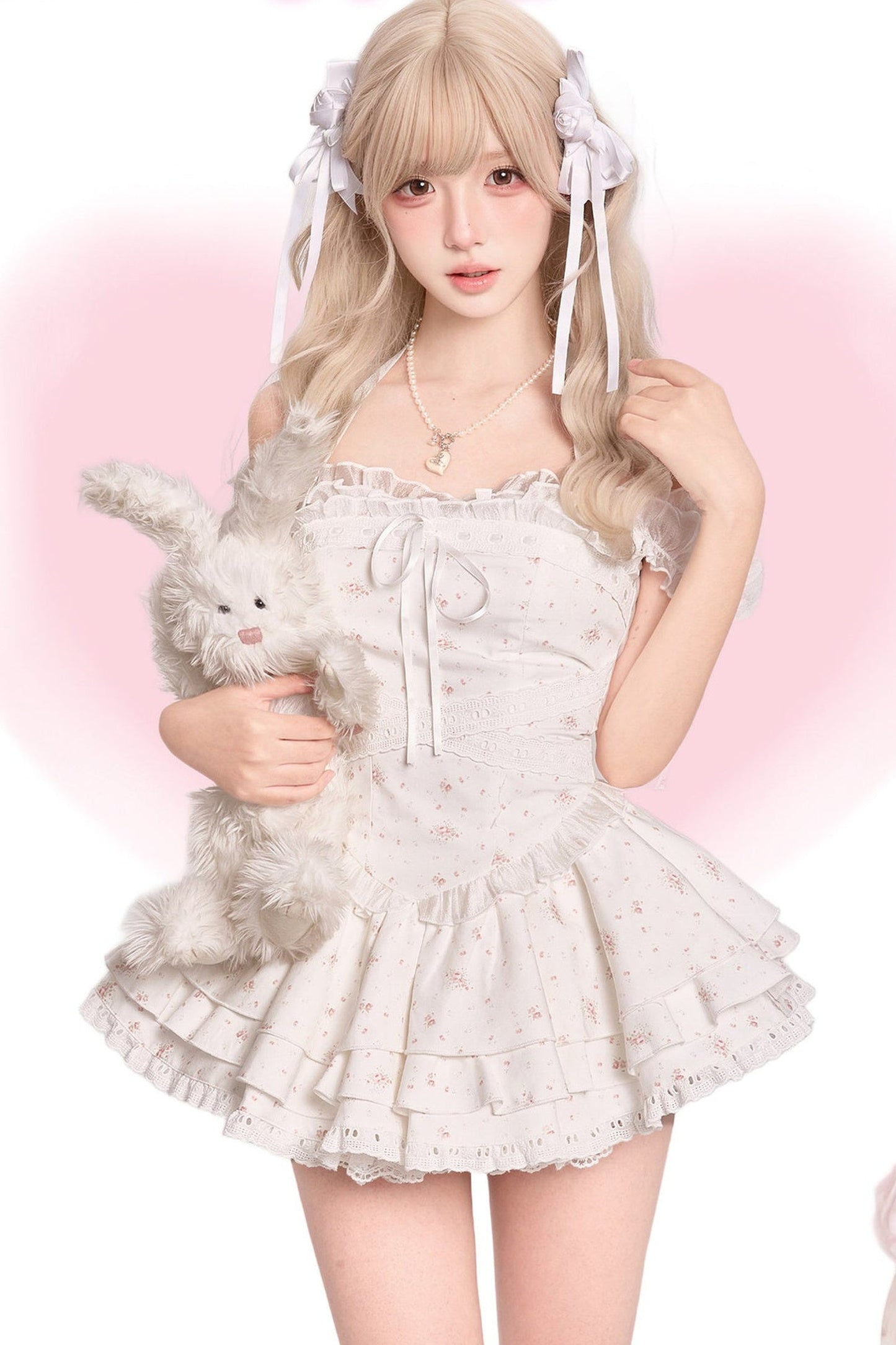 Weißes Blumencamisole-Kleid