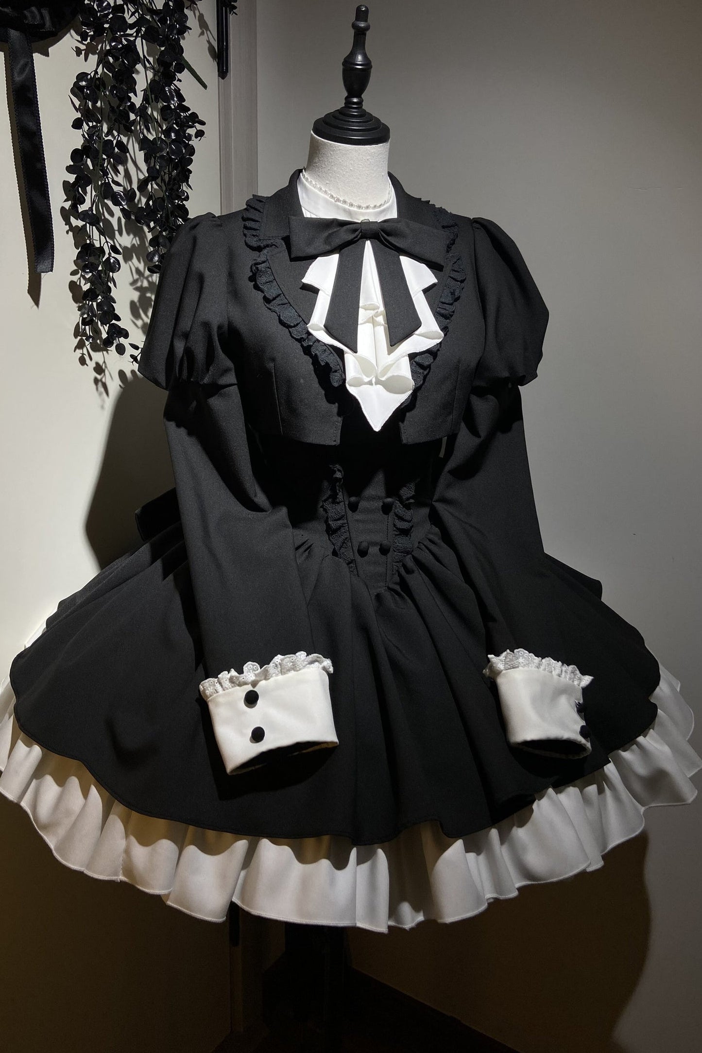 Black Ruffle Sleeve Dress Set-Up