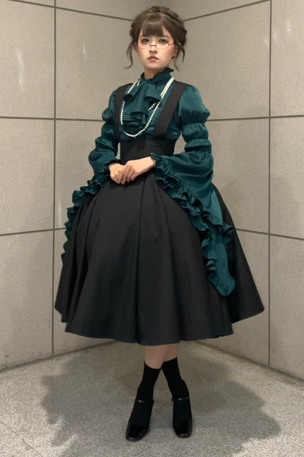 Black Iris Ruffle Suspender Half Skirt