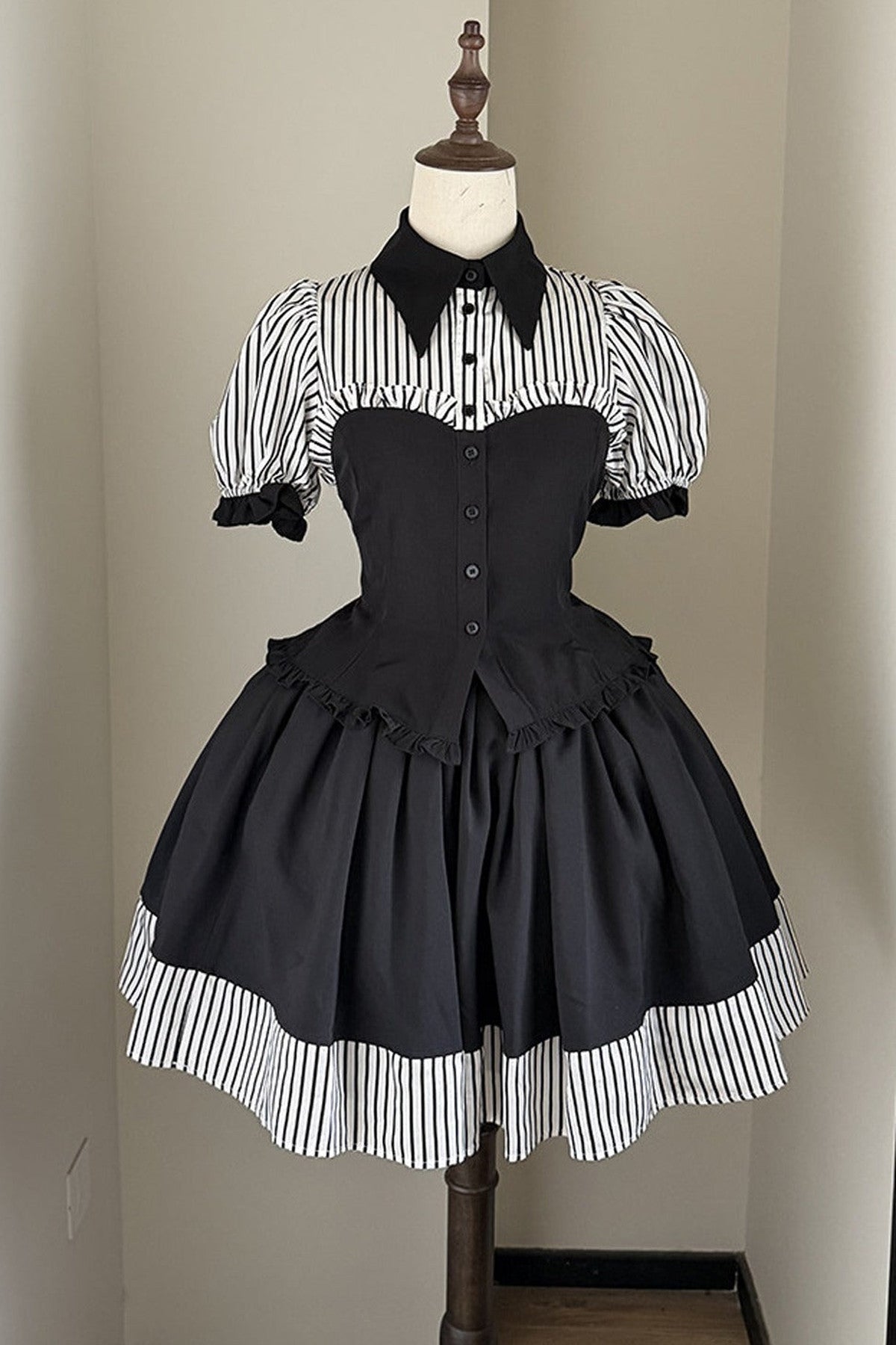 Gothic Striped Contrast Skirt