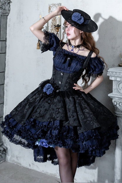 Mini-robe gothique élégante à roses