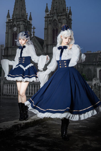 Royal Academy ensemble robe longue et cape