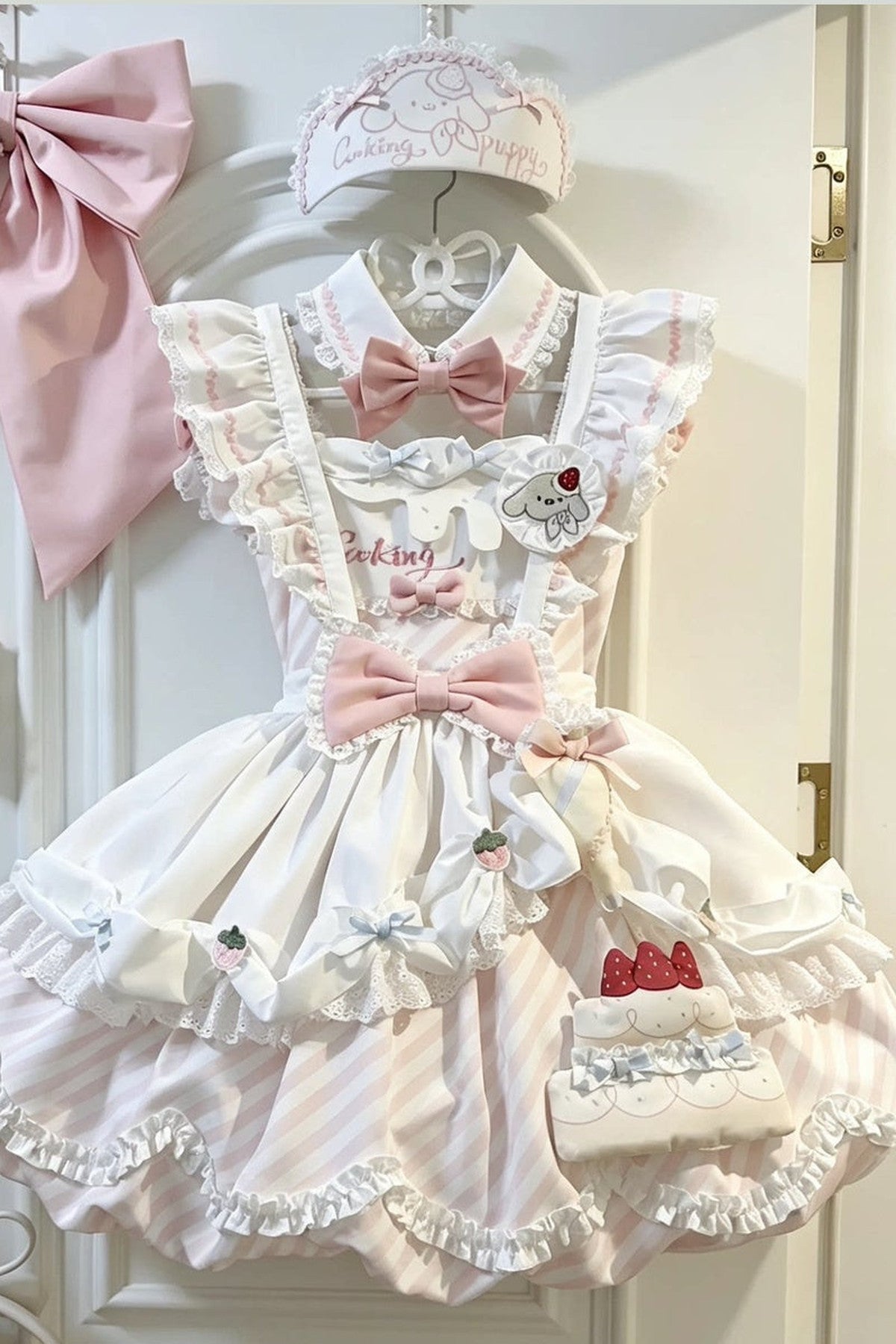 Ensemble robe Lolita à fleurs et chien