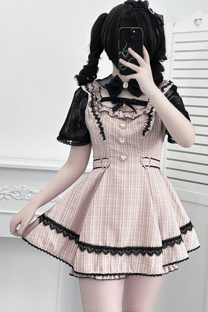 Vestido oscuro de cuadros estilo jirai + pantalones cortos