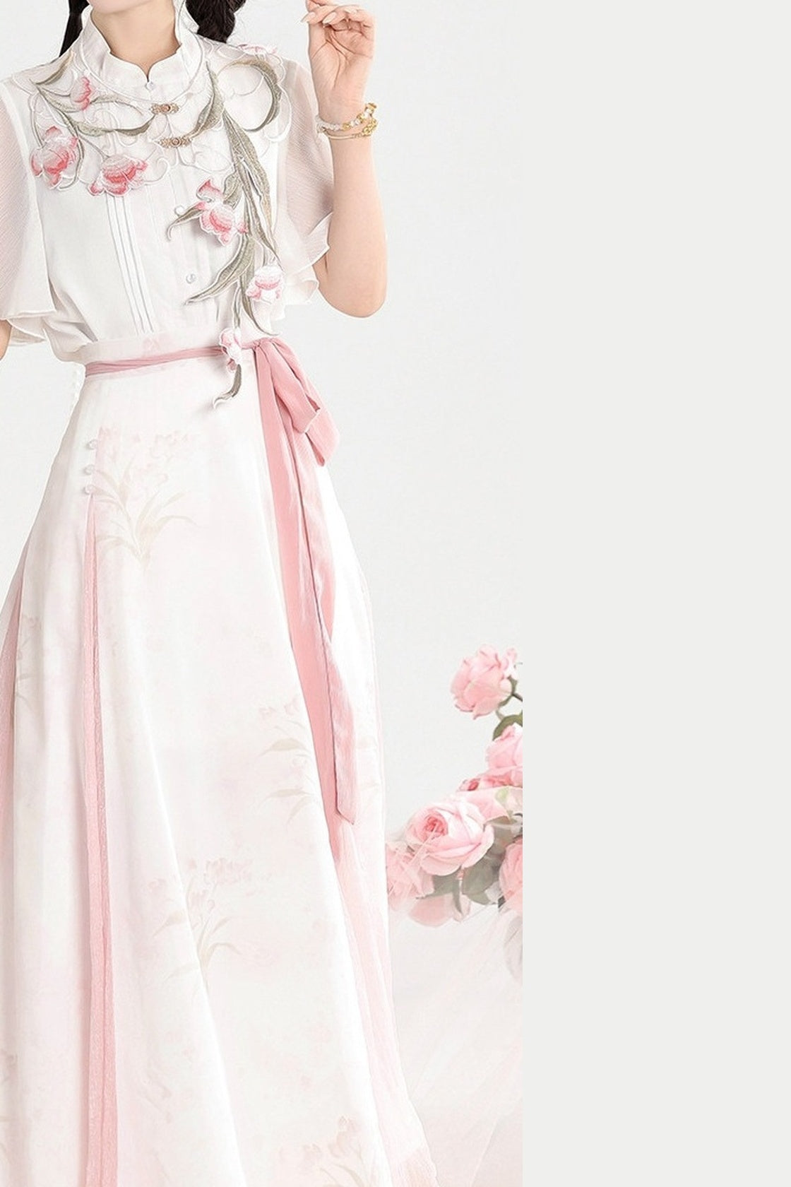 Rosa Hanfu-Hemd-und-Rock-Set mit nebligen Tulpen