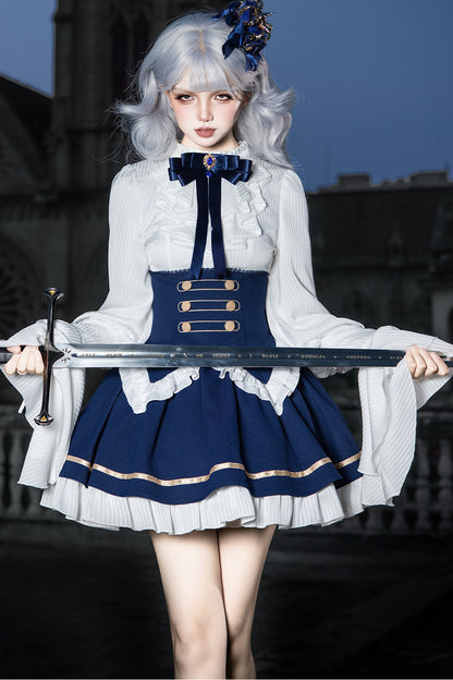 Royal Academy ensemble robe longue et cape