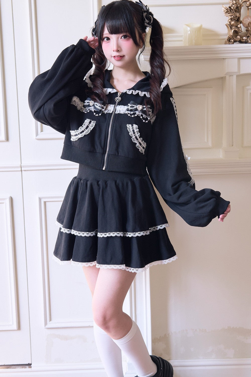 Giacca con cappuccio in pizzo stile subculture jirai + gonna + pantaloni