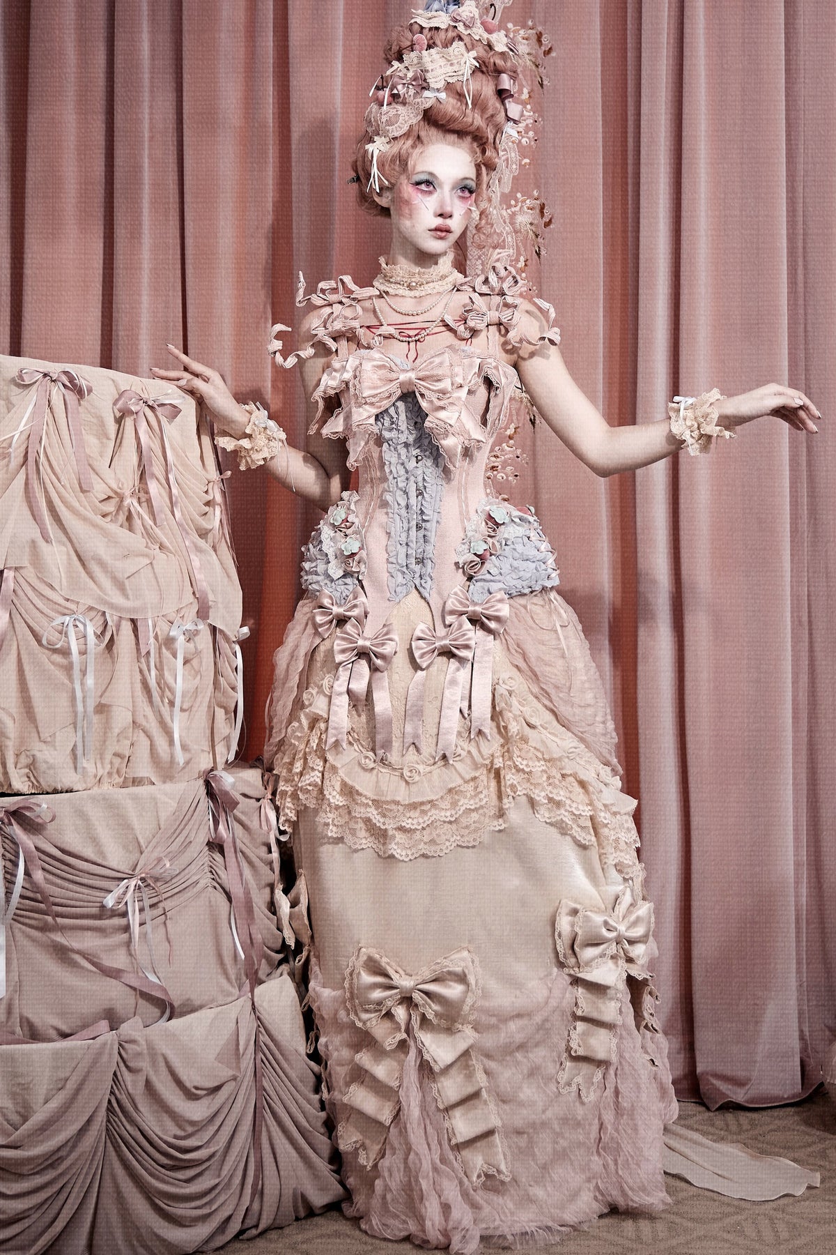 Strawberry Fishbone Corset Top With Necklace And Sleeves Set