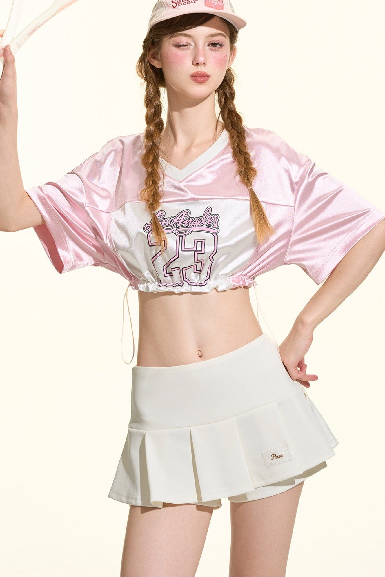 ピンクサテンスポーツTシャツ