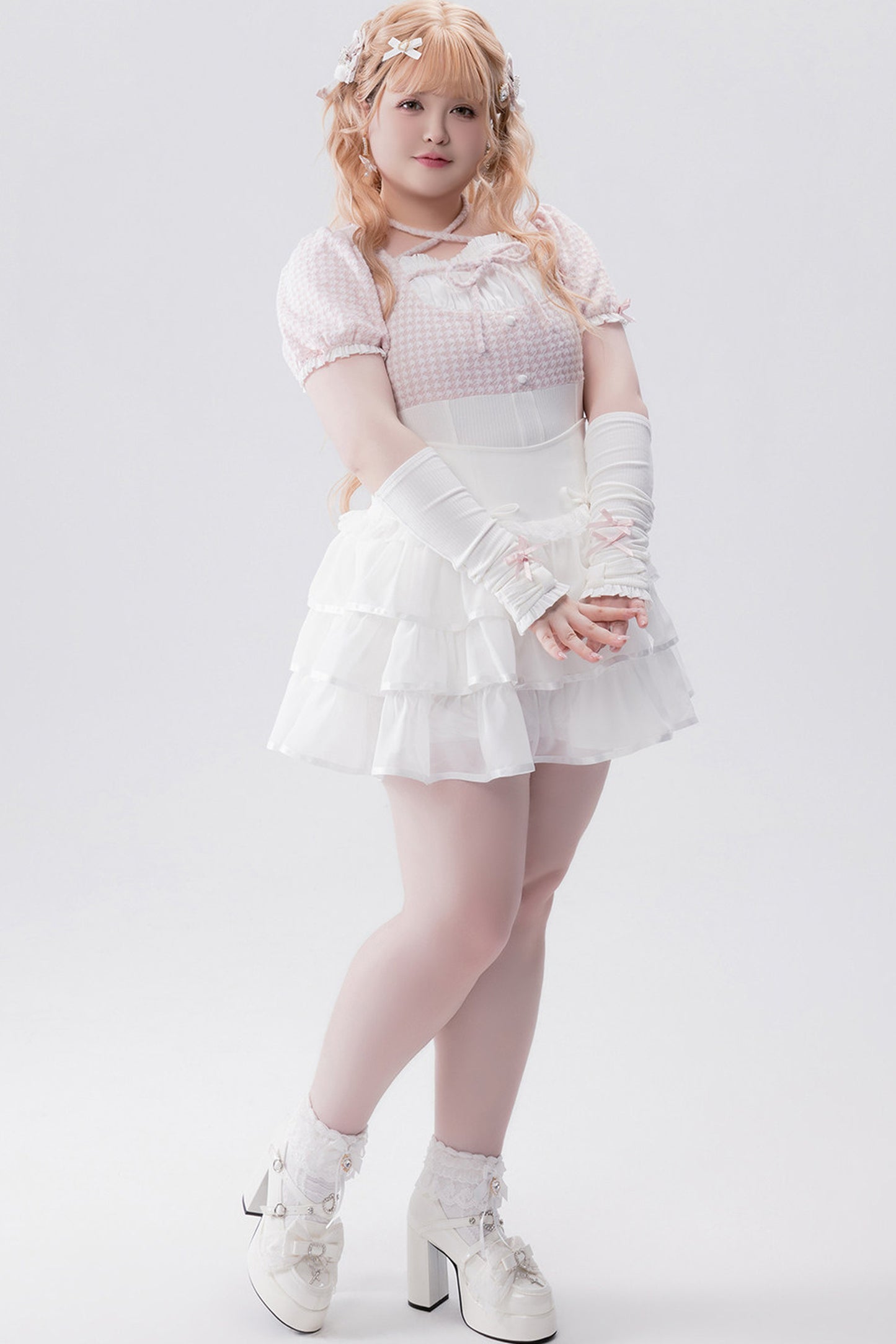 Conjunto idol con volante de estilo muñeca
