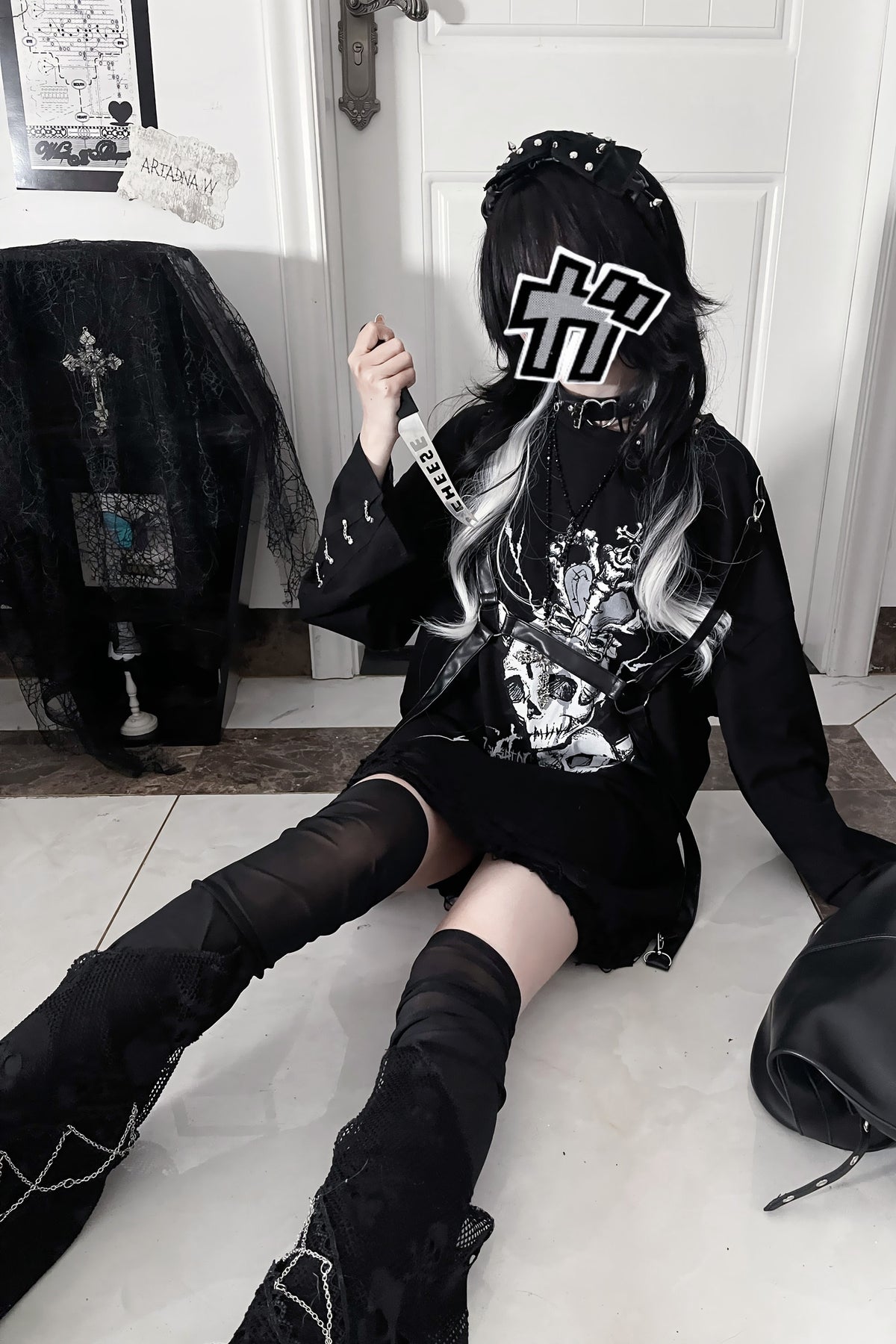 Belt Spliced Subculture Print Long-Sleeve T-Shirt