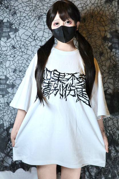ホワイトゴシックロゴTシャツ
