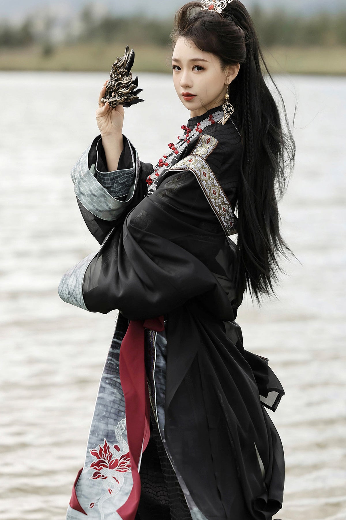 黑色武術漢服上衣與長褲套裝