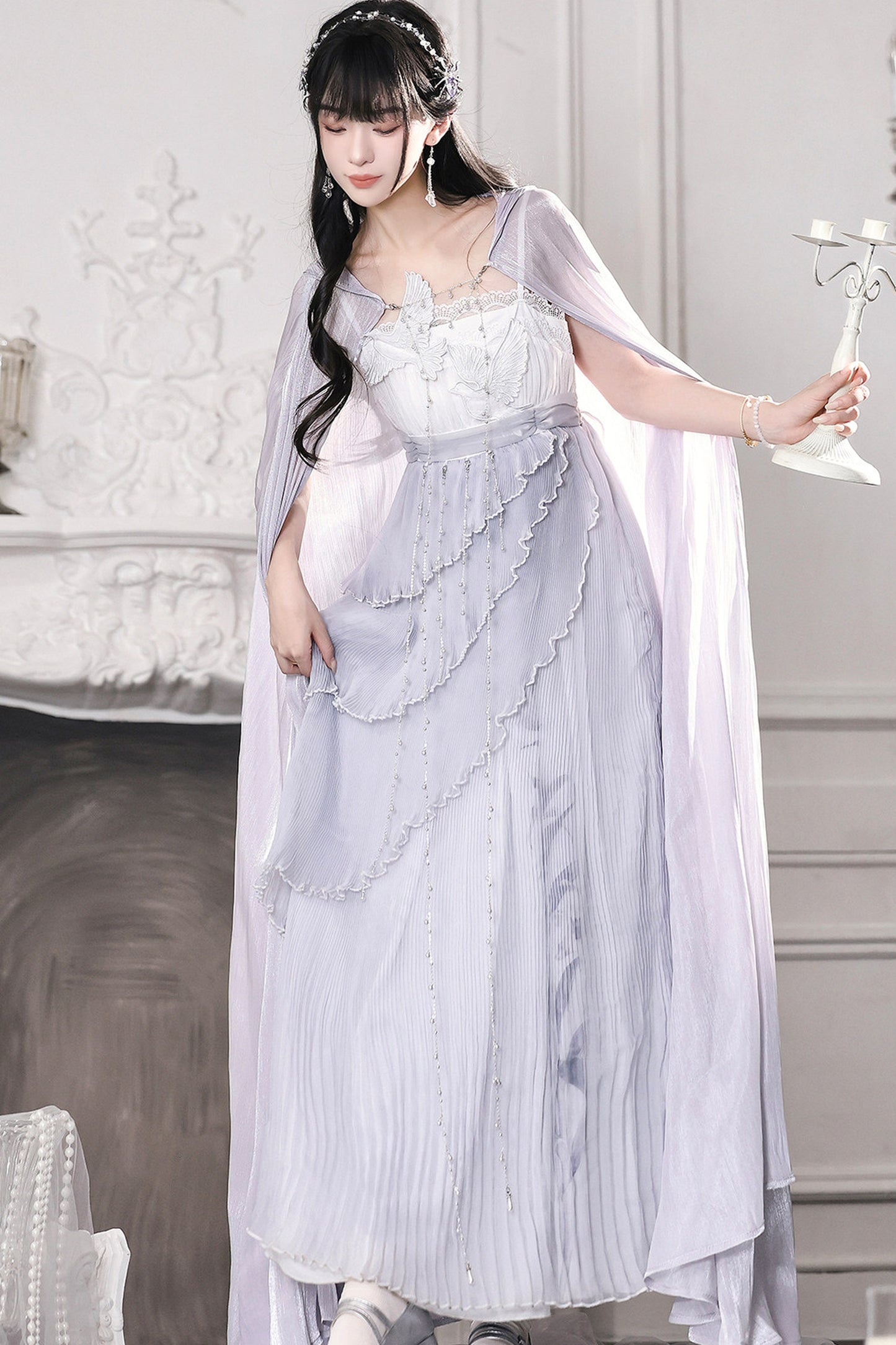 Kleid-Set im griechischen Stil mit Empire-Taille und Cape