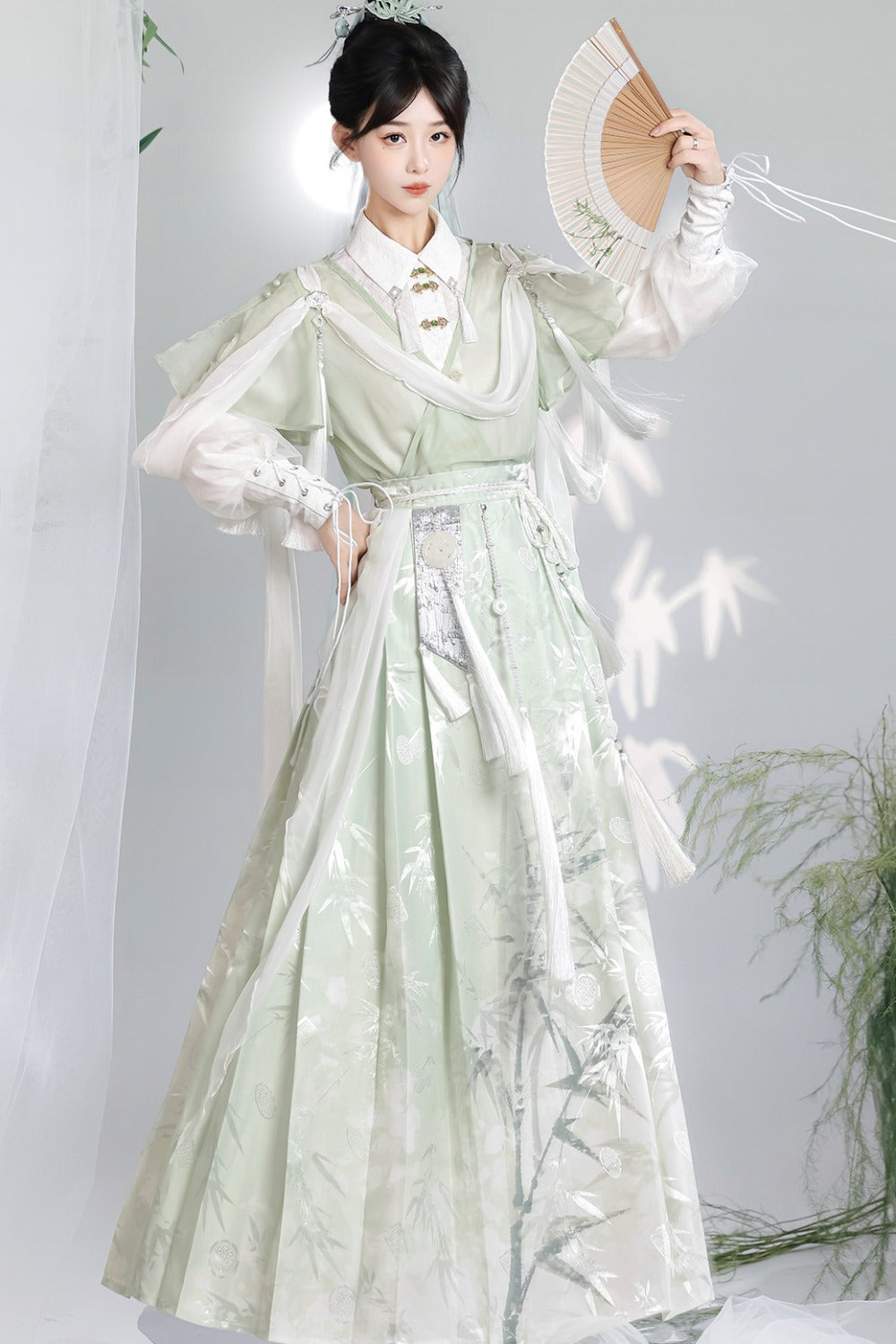Green Modified Han Elements Hanfu Top and Skirt Set-Up