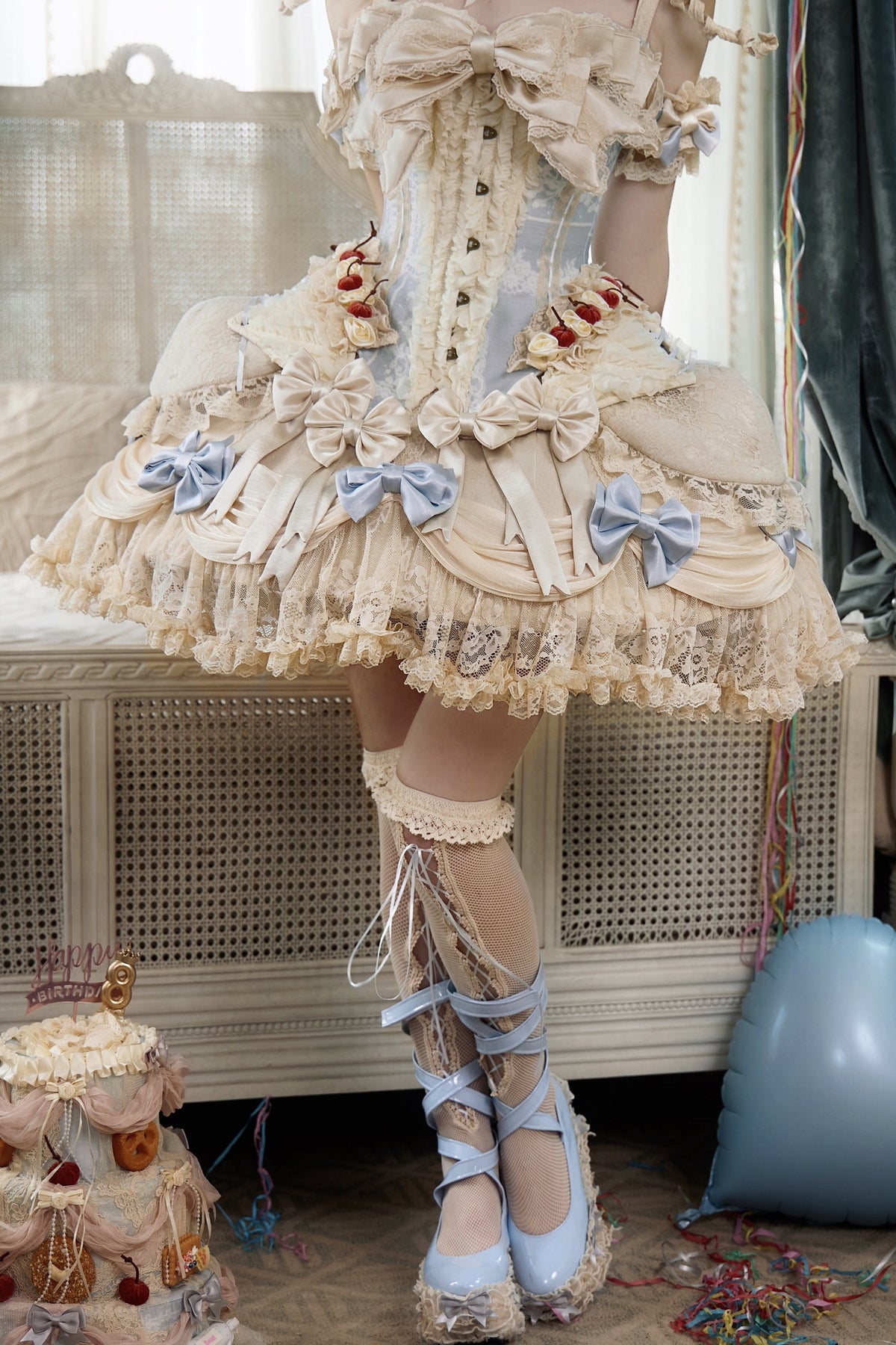 Milk Blue Lace Cake Skirt Set-Up
