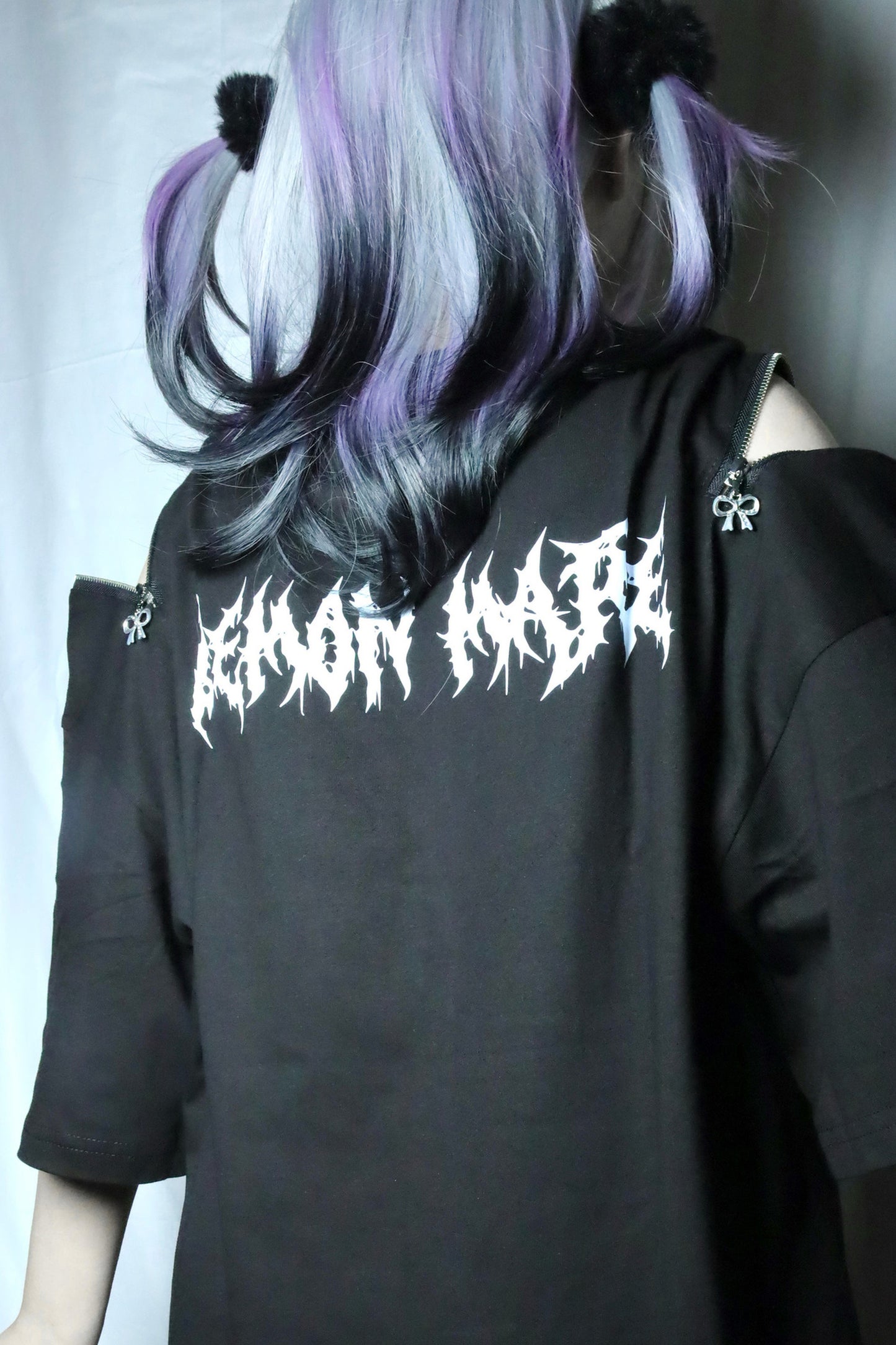 サブカルパンクオフショルTシャツ
