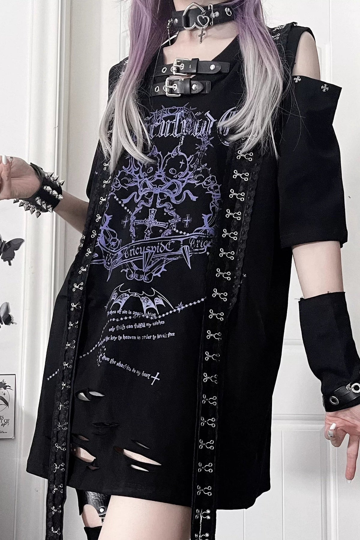 Broken Heart Double Skull Distressed T-Shirt