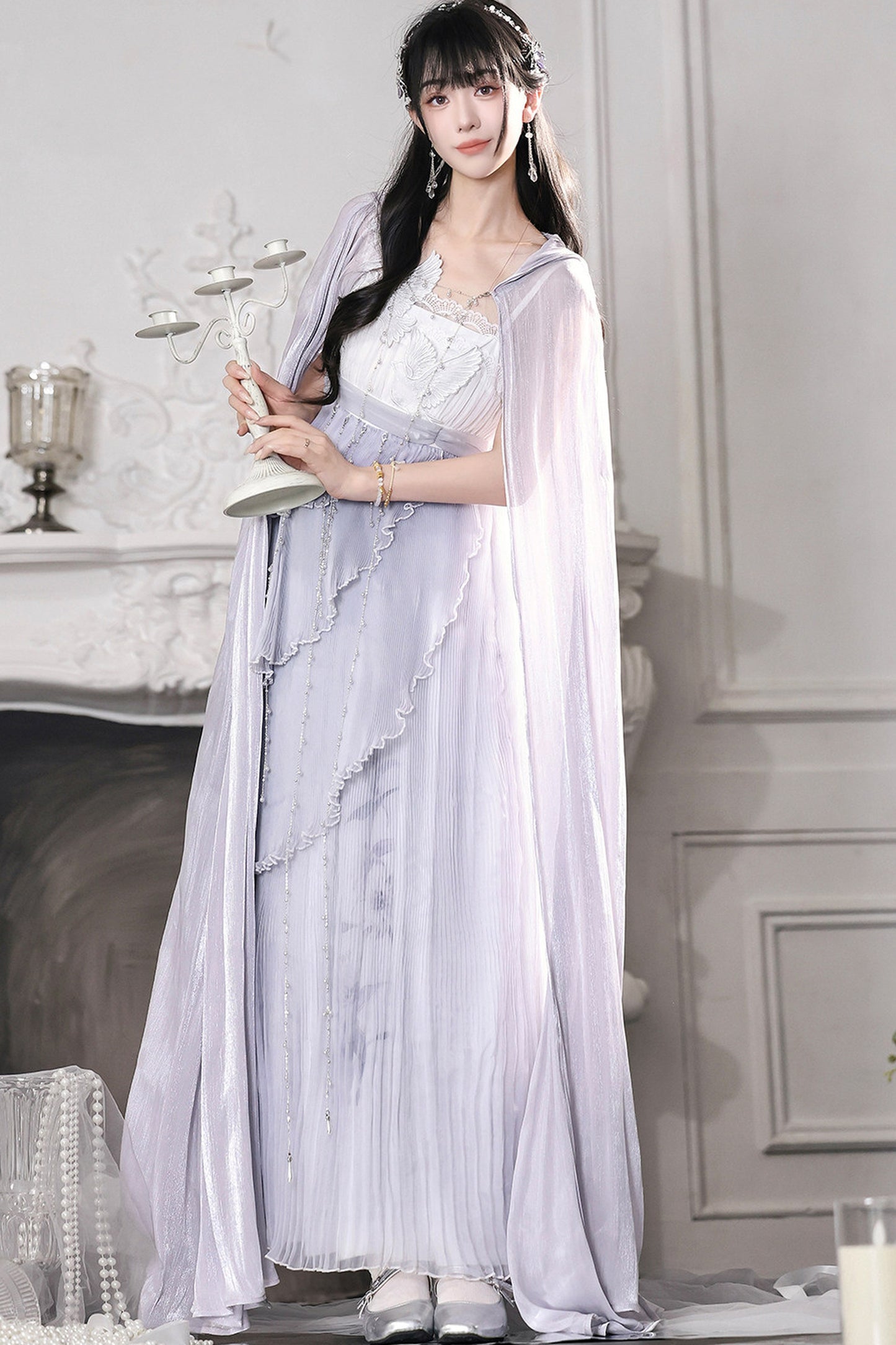Kleid-Set im griechischen Stil mit Empire-Taille und Cape