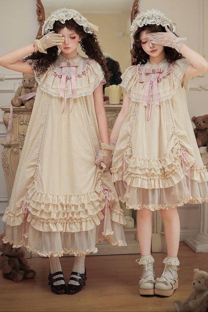 Milchtee-rosa Lolita-Kleid mit Puppen-Rüschen