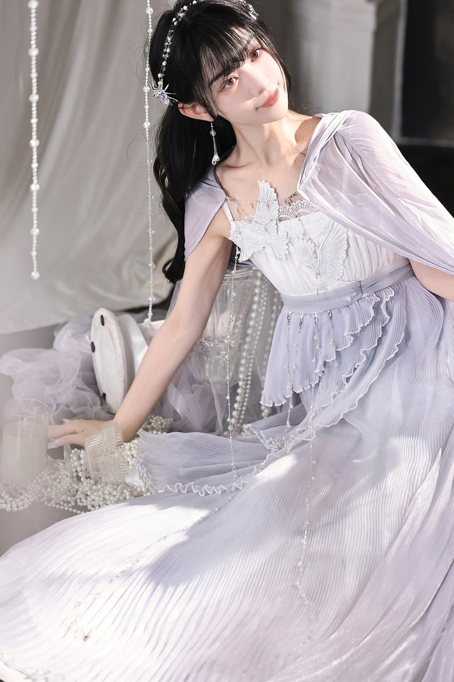 Kleid-Set im griechischen Stil mit Empire-Taille und Cape